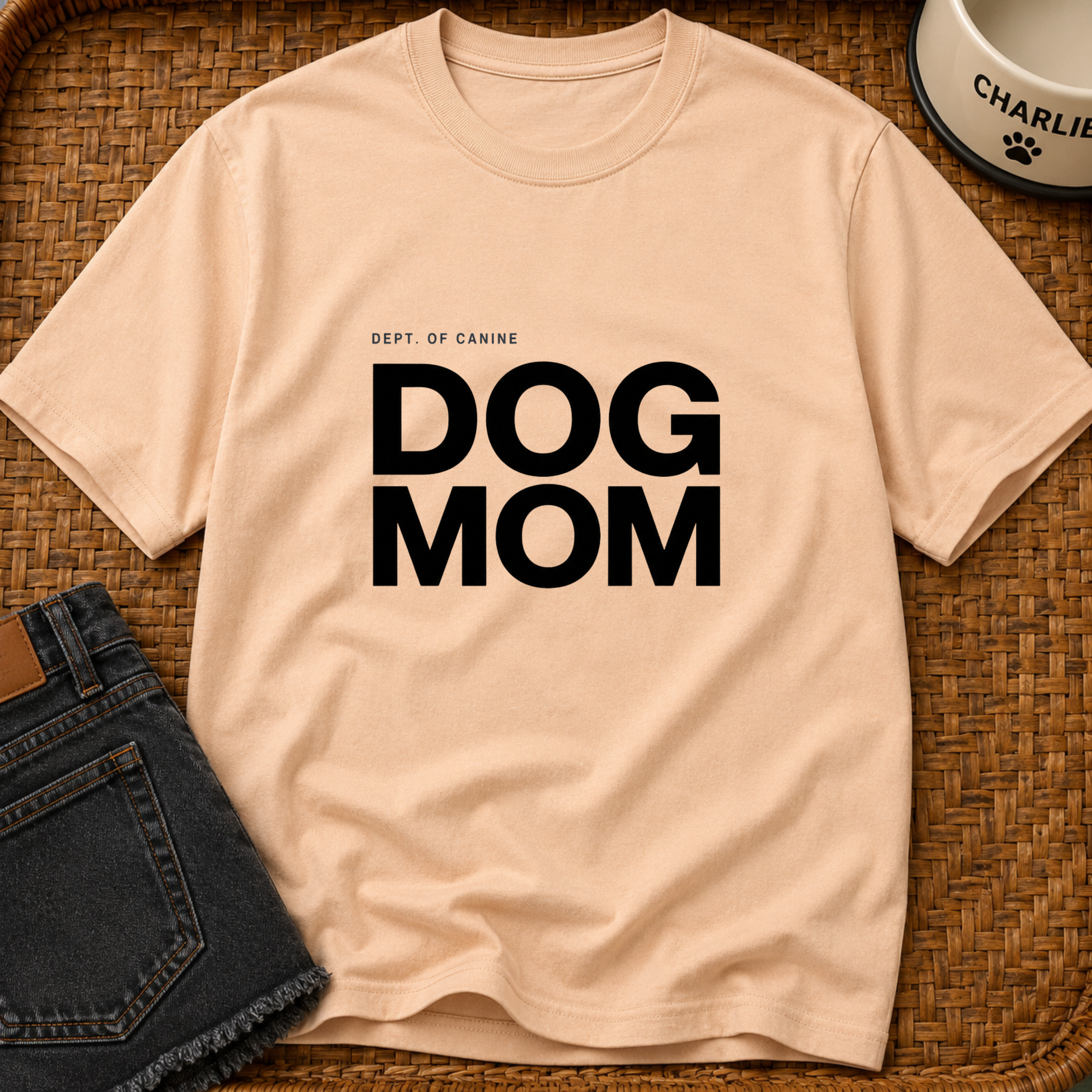 Snago T-Shirt DOG MOM Dog and Cat Tees for Pet Parents