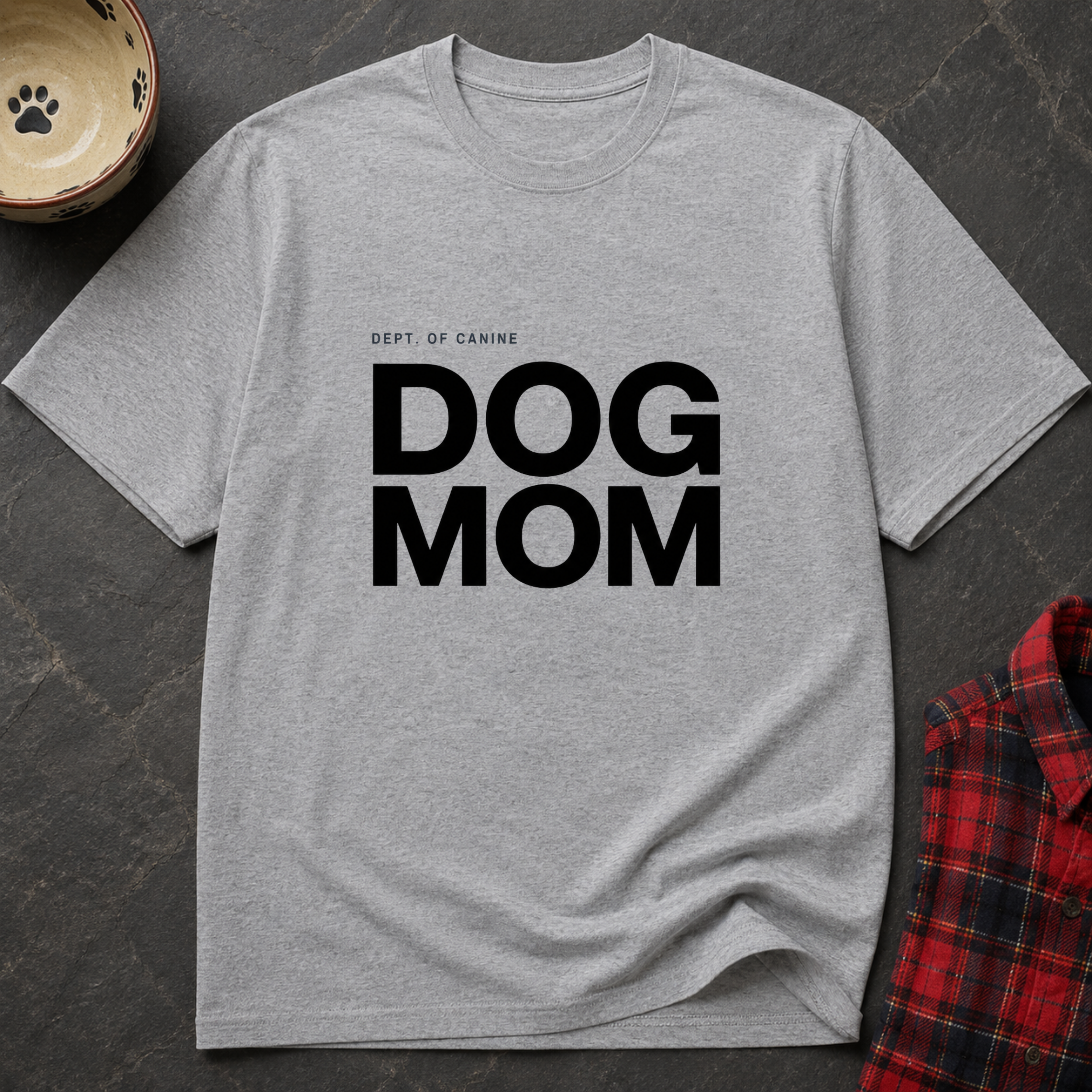 Snago T-Shirt DOG MOM Dog and Cat Tees for Pet Parents